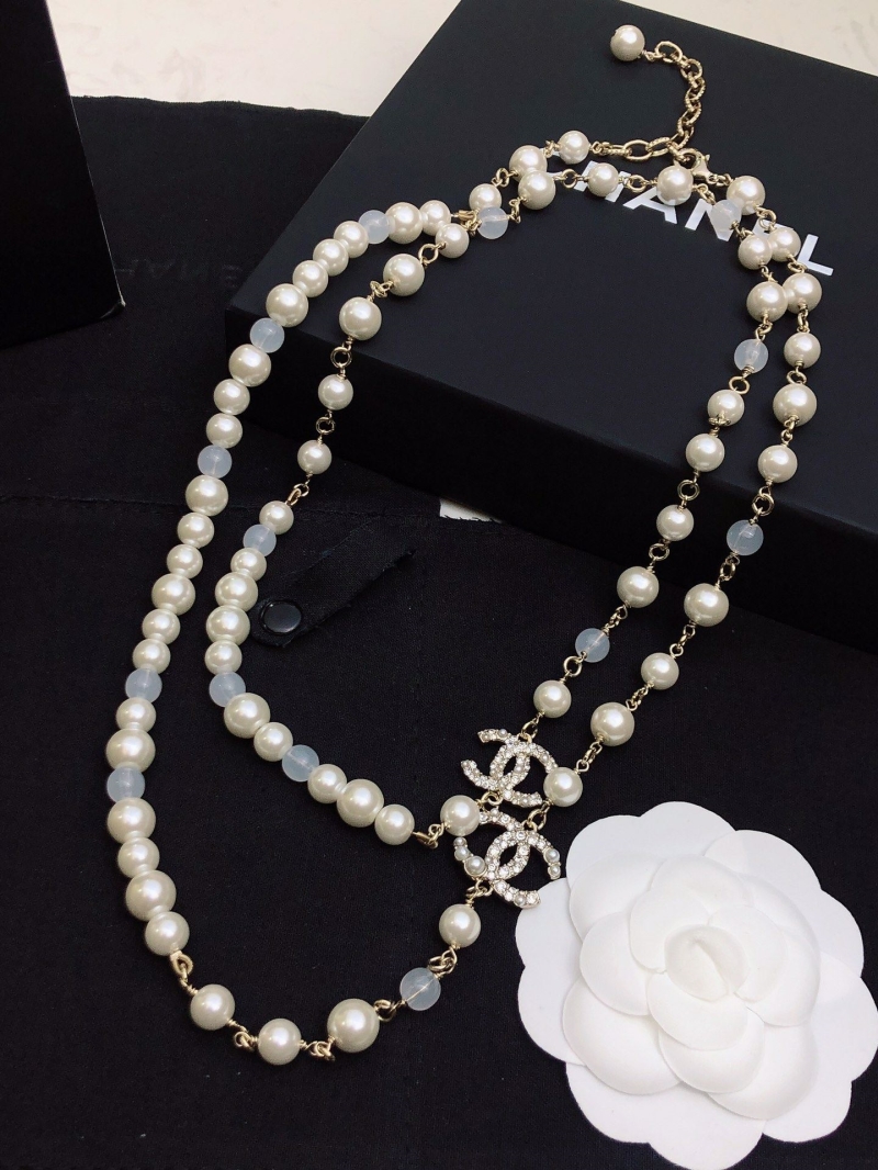 Ch**el necklaces